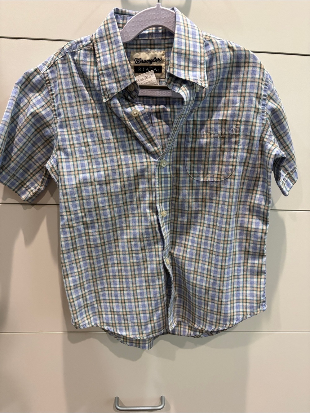 Wrangler Short-Sleeve Plaid Button-Down Shirt in Blue and Green